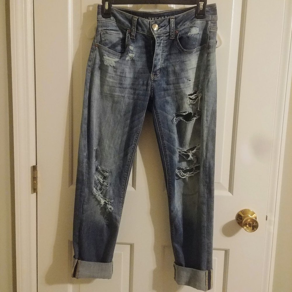 American Eagle Button-Up Tomgirl Jeans